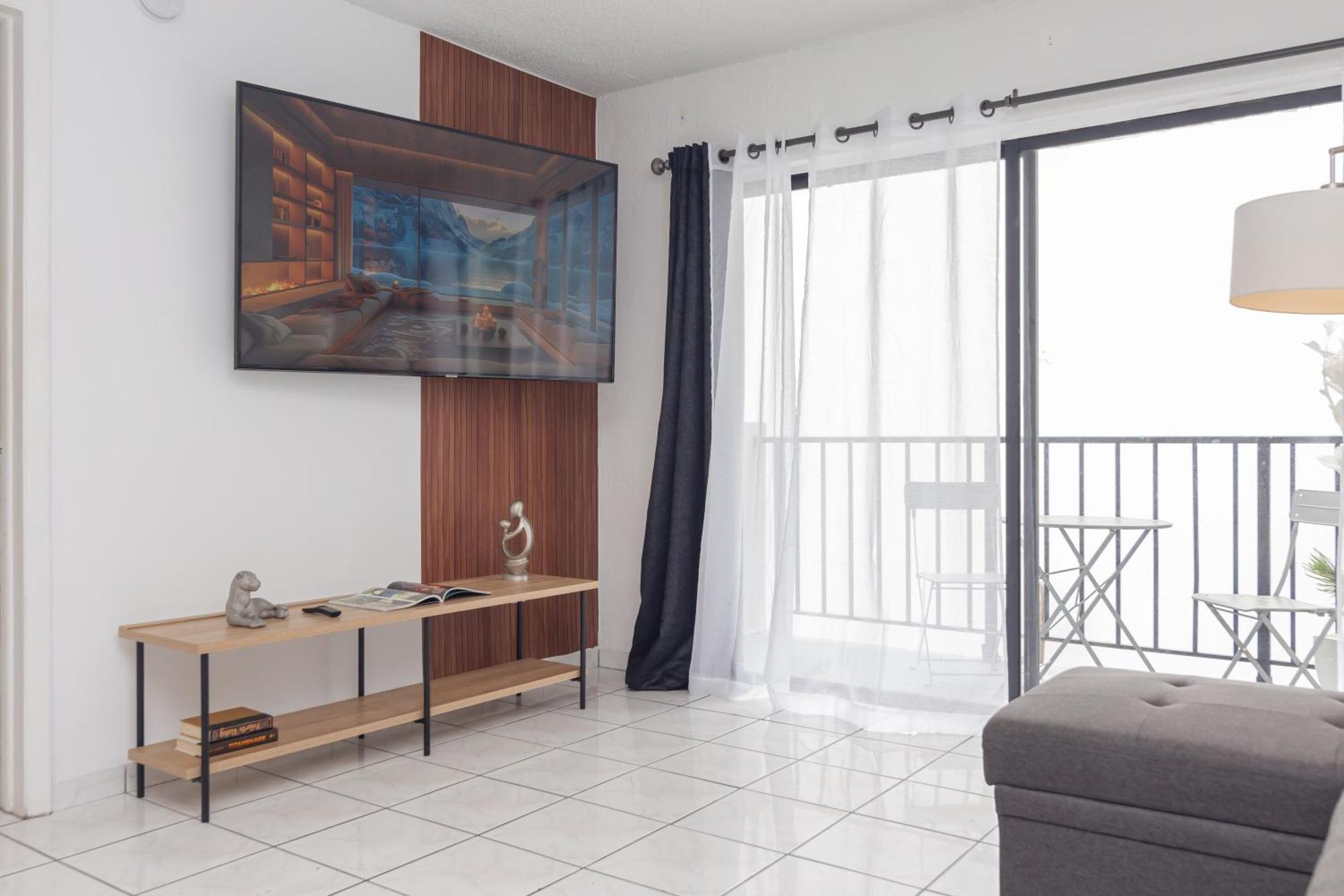 One Bedroom Apartment - With Parking & Balcony - Heart Of Wynwood Miami Extérieur photo