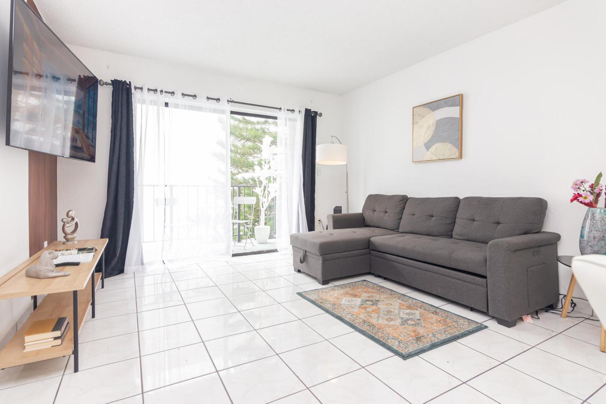 One Bedroom Apartment - With Parking & Balcony - Heart Of Wynwood Miami Extérieur photo