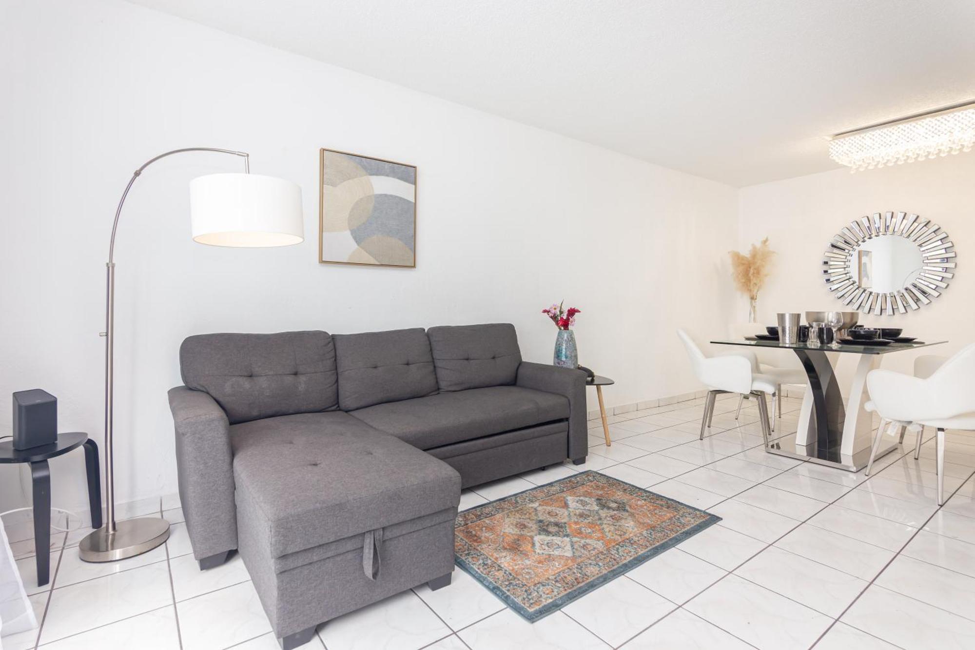 One Bedroom Apartment - With Parking & Balcony - Heart Of Wynwood Miami Extérieur photo